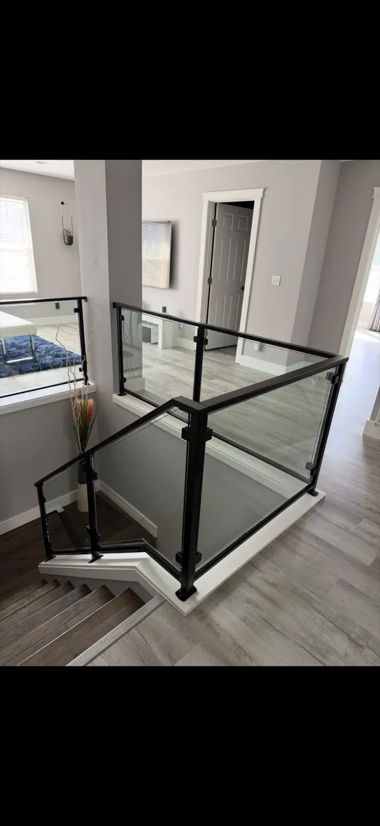 Cable vs glass railing comparison